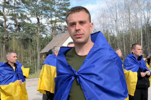 Zelensky: 193 defensores regresan a Ucrania del cautiverio ruso