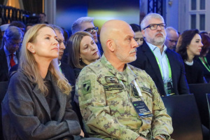 CinC Syrskyi meets NATO, EU military chiefs to discuss Ukrainian forces urgent needs