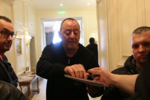 Jean Reno publishes thriller novel Escape about Russia's abduction of Ukrainian children