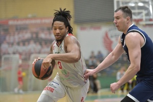 "Бронзу" баскетбольної Суперліги "Харківські Соколи" та "Рівне" розіграють у Дніпрі