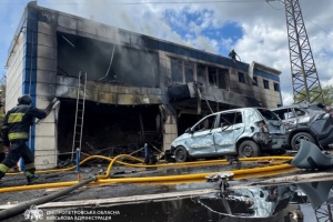 Дронова атака РФ по Дніпру: кількість поранених зросла до 11, є загиблий