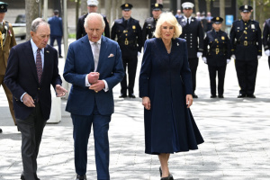 Чарльз ІІІ відвідав Нью-Йорк, де поклав квіти до меморіалу 11 вересня