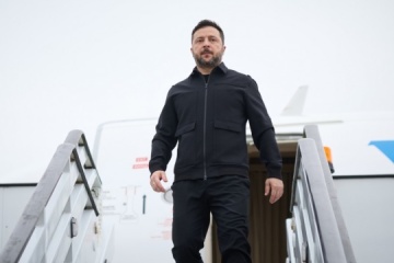 Zelensky arrives in Turkey