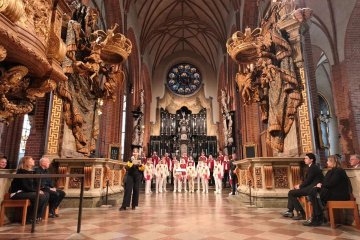 Львівський «Дударик» виступив у найстарішій церкві Стокгольма