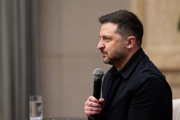 Zelensky comments on Vance’s statement about “haggling over a few square kilometers”