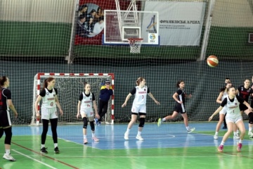 Стартує новий сезон жіночої Молодіжної ліги України з баскетболу