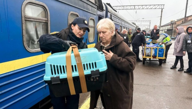 У Рівному зустріли четвертий від початку року евакуаційний потяг з Донеччини