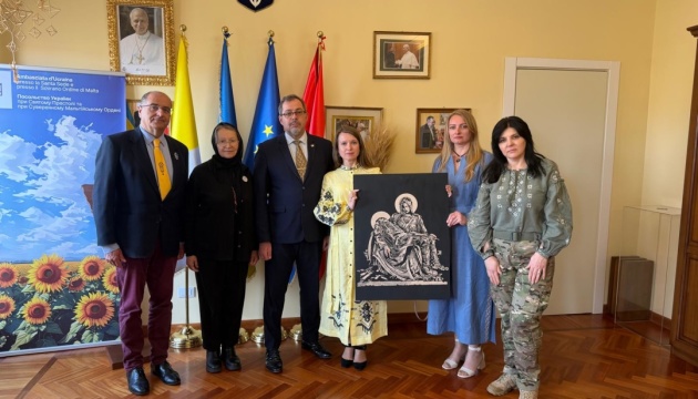 «П’єта» сучасної України: у Ватикані представили проєкт про біль та стійкість українських матерів