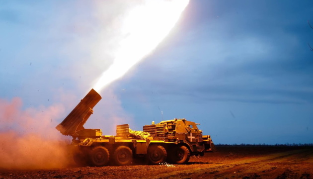 На фронті 132 зіткнення, ворог продовжує тиск на Покровському напрямку