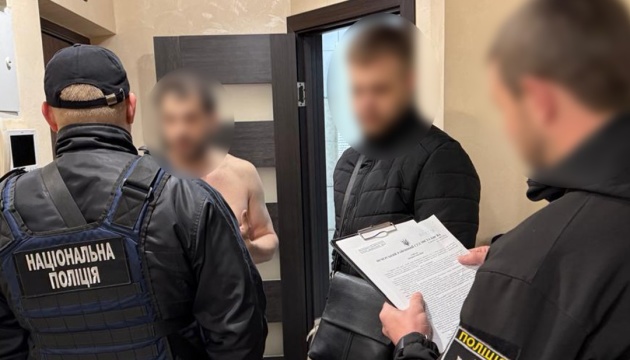 На Дніпропетровщині викрили шахрайську схему з перевипуском SIM-карт