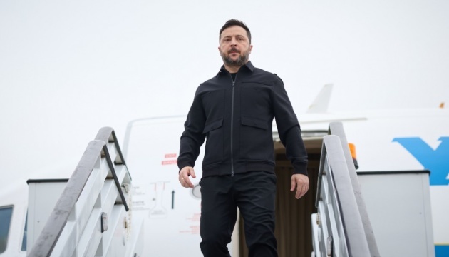 Zelensky arrives in Turkey