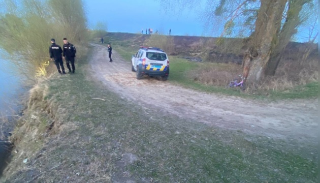 На Рівненщині потонула трирічна дитина, ще одного хлопчика шукають