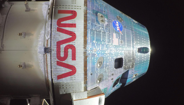 Екіпаж Artemis II побачив зворотний бік Місяця - NASA показало нову світлину супутника