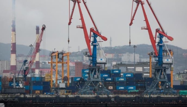 Rusya, saldırıların ardından Ust-Luga'da petrol yüklemeye yeniden başladı – Bloomberg