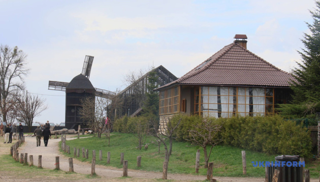 В Україні запустили туристичну програму з ментального відновлення під час війни