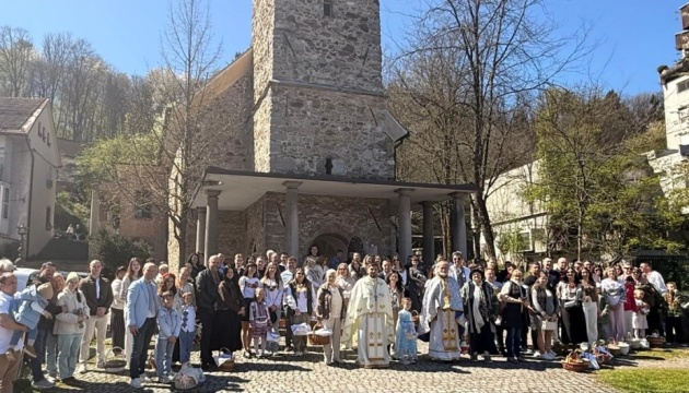 У Словенії українці зустріли Великдень спільною молитвою за мир і захисників