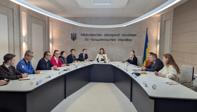 В Україні протестують пілот японської компанії із переробки будівельного сміття для ремонту доріг