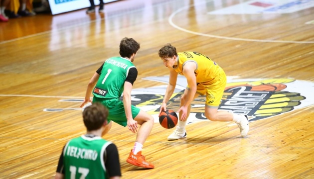 Матч серії 1/4 фіналу баскетбольної Суперліги у Запоріжжі перенесено через тривогу