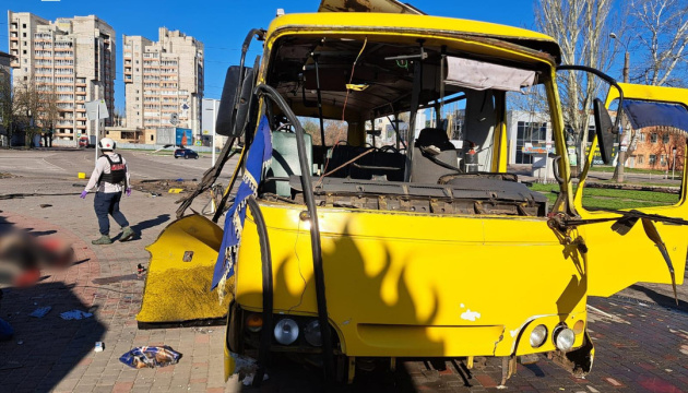 Удари по Усть-Лузі та хімзаводу рф | Атака на острів Харг | Nutellа на борту Orion облетіла Місяць