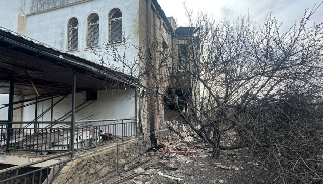 Russen verletzen sechs Zivilisten in Region Donezk 