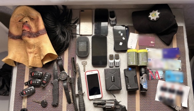 Нацполіція затримала учасників банди, які вибивали з людей «борги» та вчиняли підпали