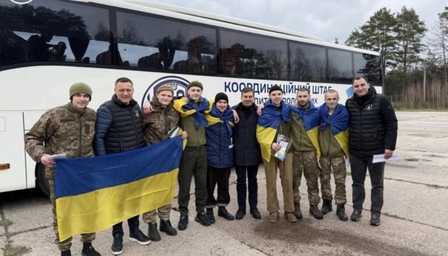 В Україну повернувся 24-річний житель Херсона, який перебував у полоні РФ 3,5 року