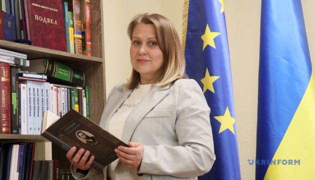 Language commission does not monitor compliance with spelling rules