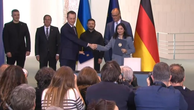 Defense and economy: Ukraine and Germany sign cooperation documents