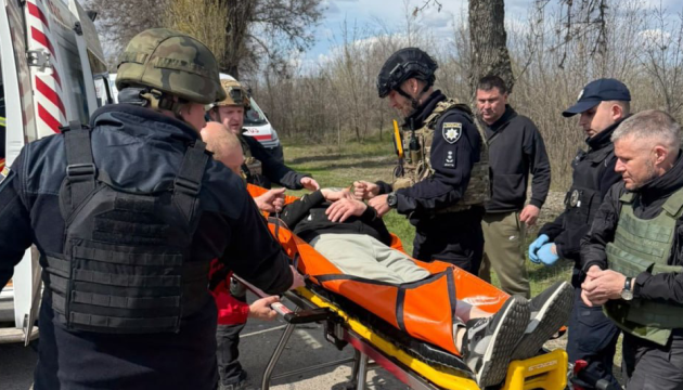 Атака РФ на Дніпро: 12 поранених - у важкому стані