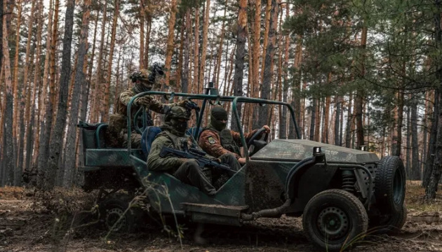 Generalstab meldet binnen eines Tages 212 Gefechte  an der Front, die Mehrheit davon in Richtungen Kostjantyniwka und Pokrowsk