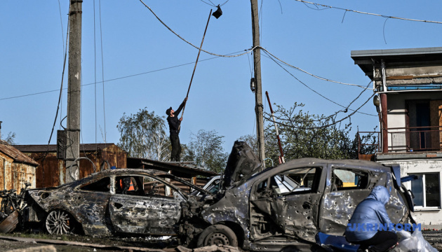 ロシア軍、ウクライナへの航空攻撃継続　各地で死傷者