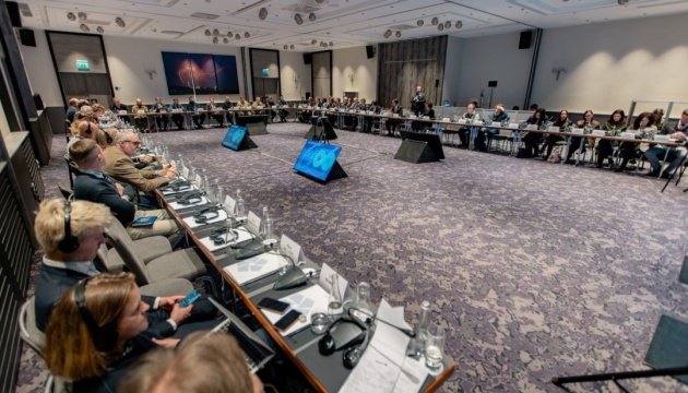 У Києві обговорили ефективність гуманітарного розмінування та проблеми використання техніки від партнерів