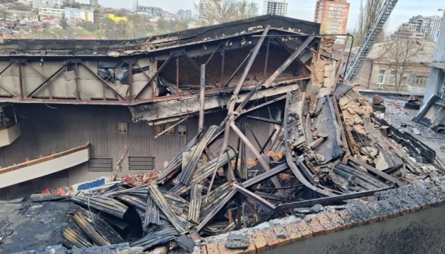 У Дніпрі через російську атаку пошкоджені будівлі двох вишів