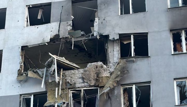 Удар по багатоповерхівці в Одесі: загинув чоловік, постраждали шестеро людей