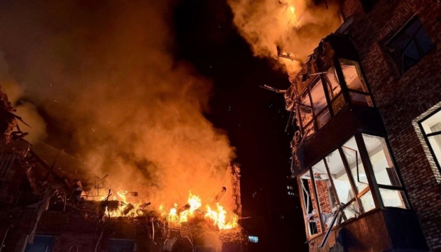 Ворог завдав ударів по Дніпру - одна людина загинула, 10 поранені