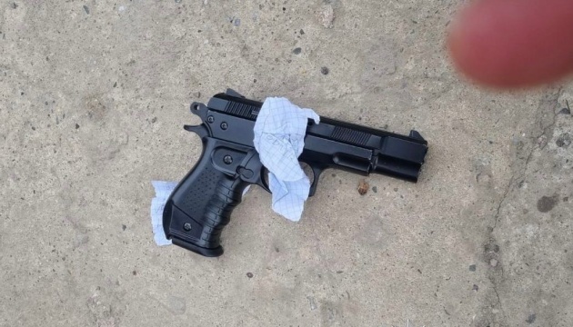 На Закарпатті шукають батьків учня, який учинив стрілянину у школі