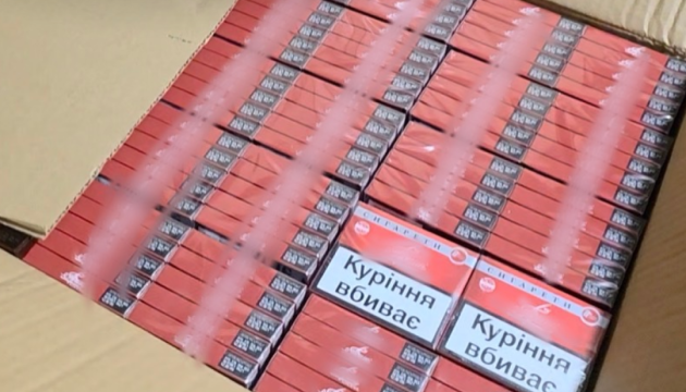 Нелегальна продукція на 13 мільйонів: на Львівщині викрили схему збуту сигарет і алкоголю