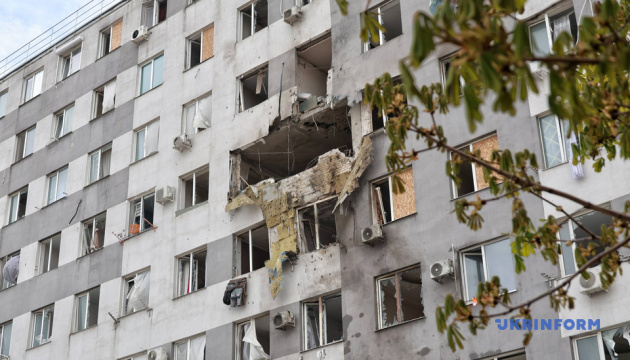 Росіяни тричі поцілили в один і той самий будинок в Одесі: мешканці розповіли про атаку
