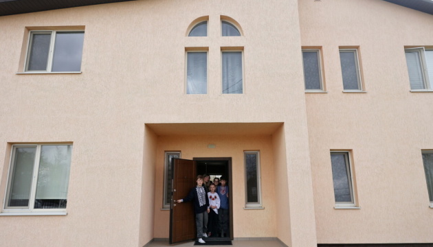 У Львові відкрили перший в Україні будинок сімейного типу для дітей з інвалідністю