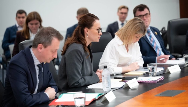 Україна та США обговорюють розширення можливостей інвестиційного фонду відбудови