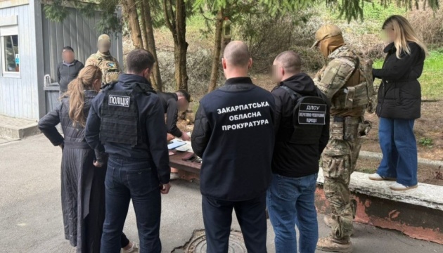 На Закарпатті затримали іноземку, яка продавала українок у сексуальне рабство