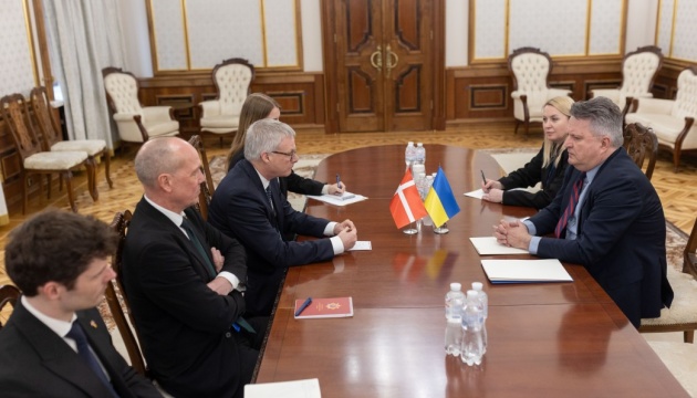 Спільне оборонне виробництво та безпекова співпраця: в ОП провели зустріч із данською делегацією