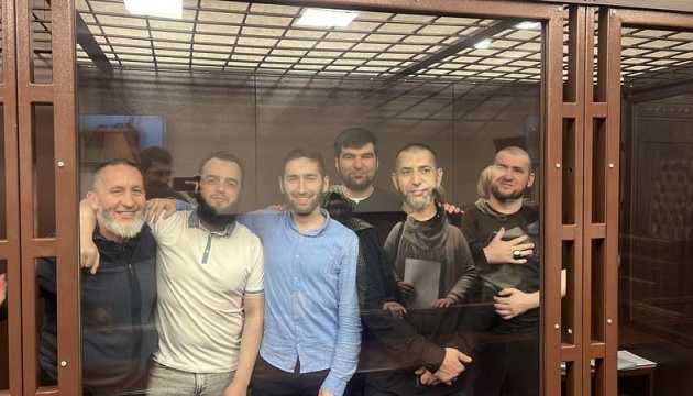 Росіяни продовжили арешт шістьом кримськотатарським активістам до 23 серпня - адвокат