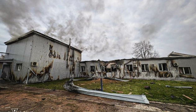 Росіяни вдарили по сільгосппідприємству у Великому Бурлуці на Харківщині