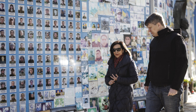 Spanische Verteidigungsministerin in Kyjiw eingetroffen