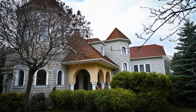 Фонд держмайна готує до продажу будинок Табачника на Київщині