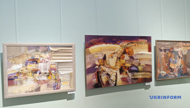 У тернопільському музеї презентували виставку художника Михайла Кузіва