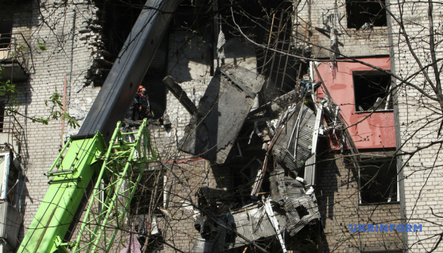 ロシア軍のドニプロ攻撃　死者３名、負傷者１３名に増加