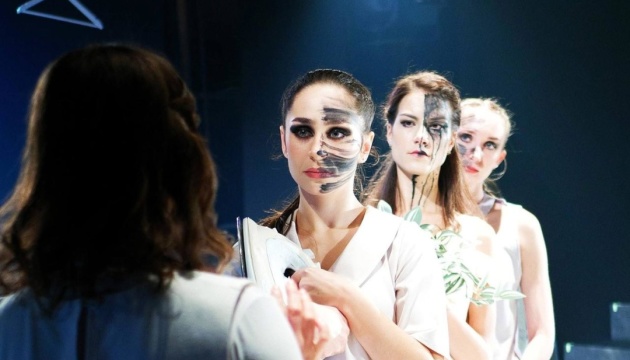 У Варшаві відбулася прем’єра української вистави «Все буде добре» 