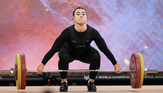 Важкоатлетка Домбровська здобула три «бронзи» чемпіонату Європи